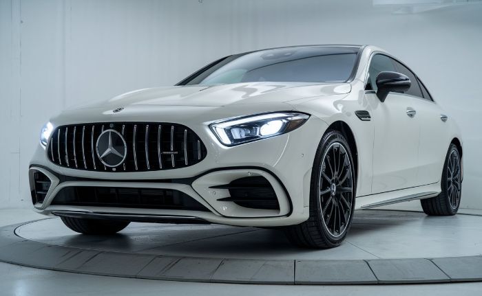 Whtie-Mercedes-Benz-Certified-Collision-Repair-The-Ultimate-Paint-Shop